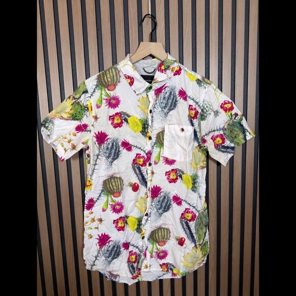 Modern Amusement Shirt Medium Womens Multicolor Short Sleeve Floral - Picture 1 of 7